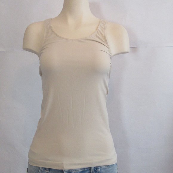 Babaton Aritzia  top tank with a round neckline Women  Beige  Medium/ large - Picture 1 of 7